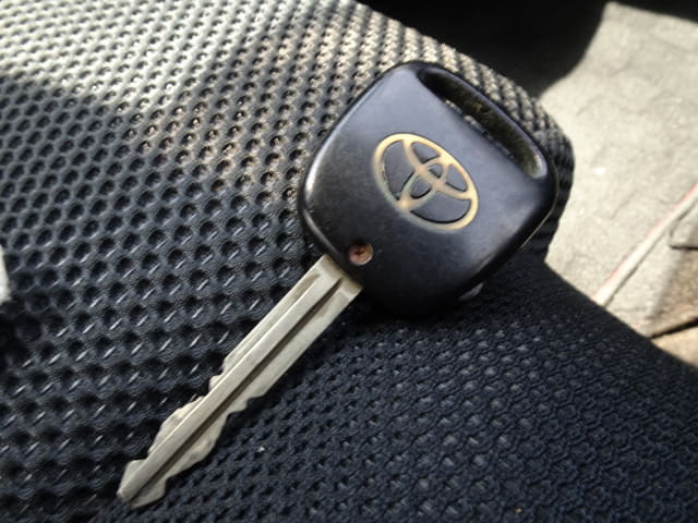 TOYOTA Wish thumbnail 28
