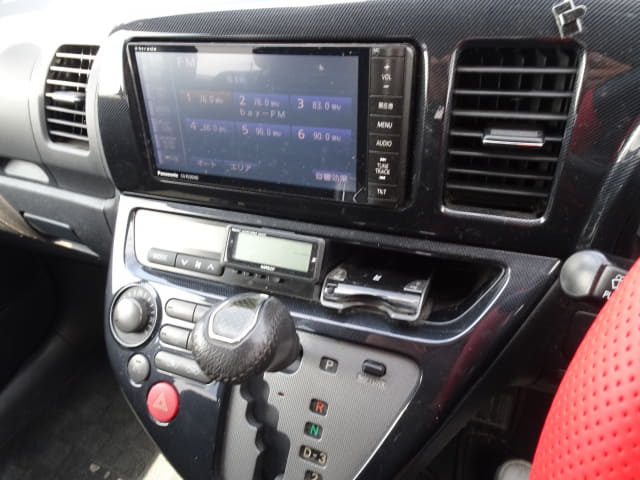 TOYOTA Wish thumbnail 38
