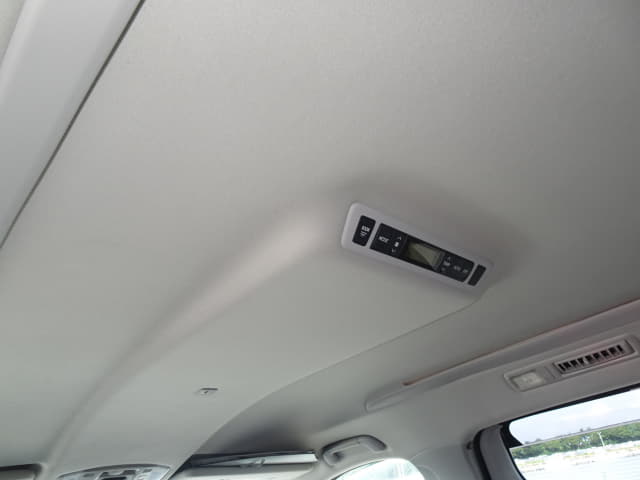 TOYOTA Vellfire thumbnail 24