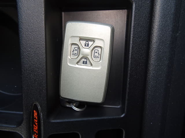 TOYOTA Vellfire thumbnail 28