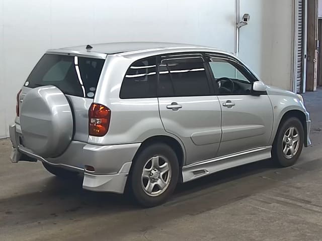 TOYOTA RAV4 thumbnail 2