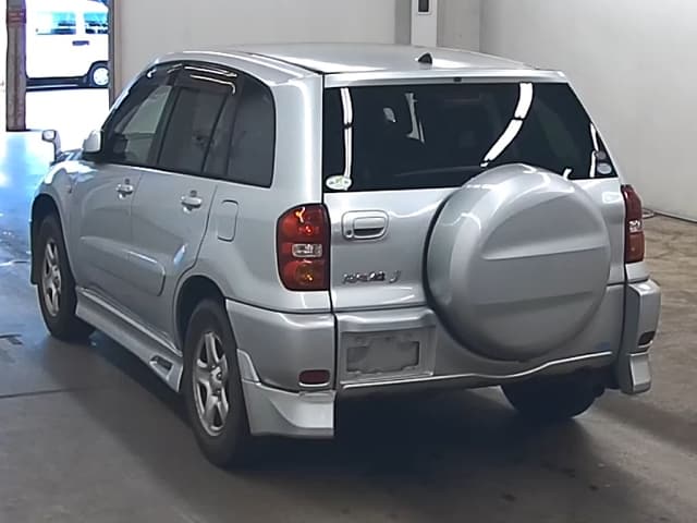 TOYOTA RAV4 thumbnail 5