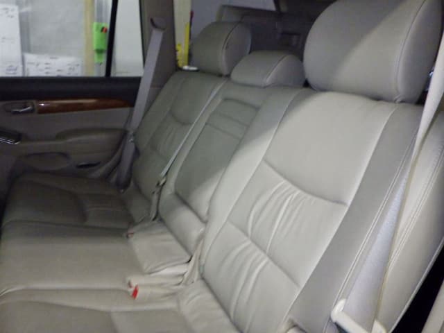 TOYOTA Land Cruiser Prado thumbnail 4