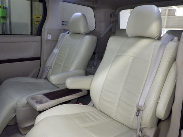 TOYOTA Vellfire thumbnail 4