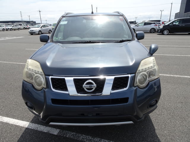 NISSAN X-Trail thumbnail 8