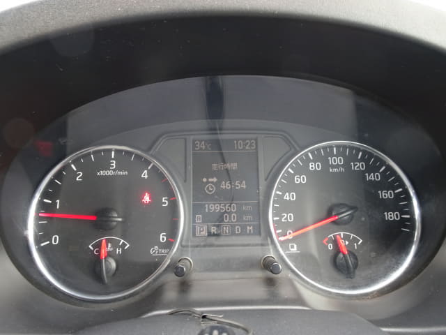 NISSAN X-Trail thumbnail 35