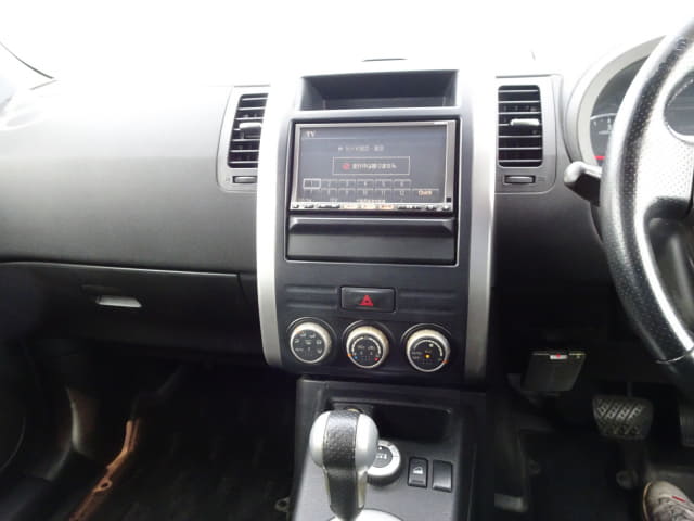 NISSAN X-Trail thumbnail 37