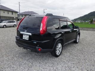 2010 NISSAN X-Trail