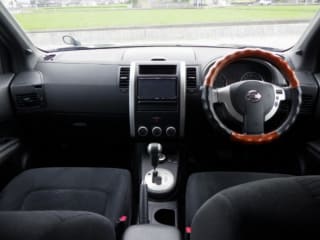 2010 NISSAN X-Trail