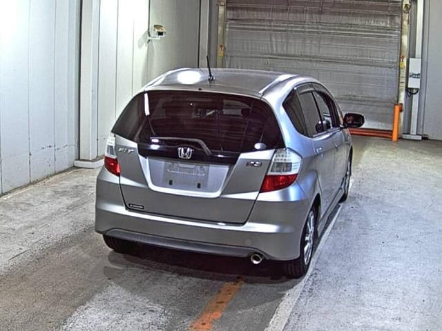 HONDA Fit thumbnail 2