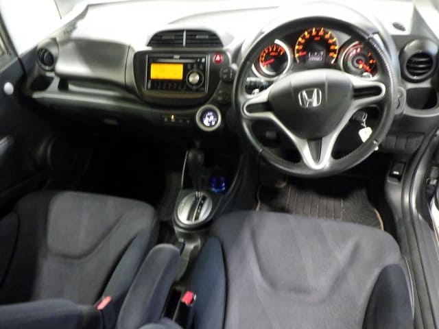 HONDA Fit thumbnail 3