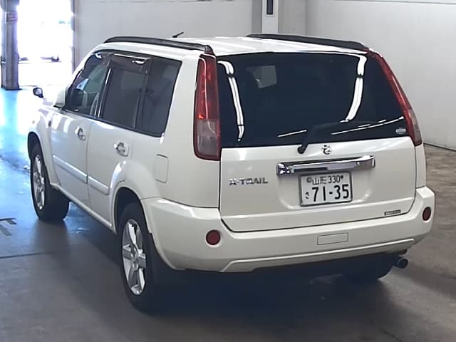 NISSAN X-Trail thumbnail 4