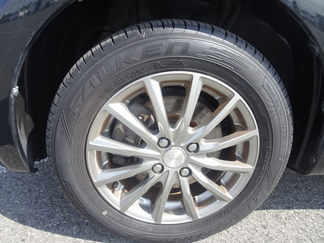 TOYOTA Ractis thumbnail 9