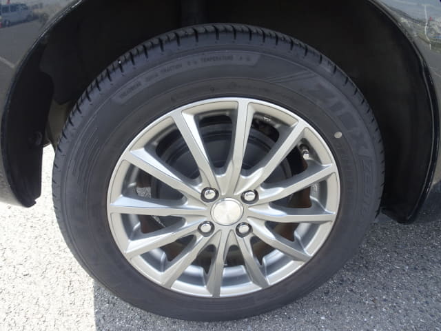 TOYOTA Ractis thumbnail 11