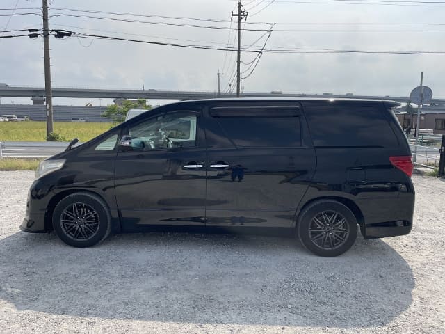 TOYOTA Alphard thumbnail 2