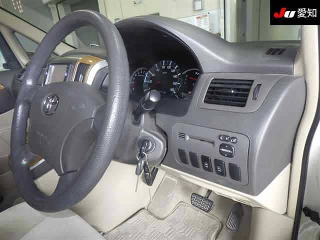 TOYOTA Alphard thumbnail 4