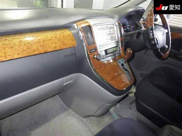 TOYOTA Alphard thumbnail 4