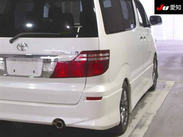 TOYOTA Alphard thumbnail 8