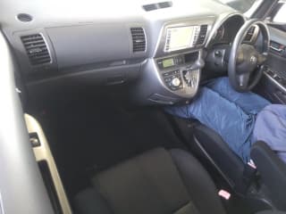 2005 TOYOTA Wish