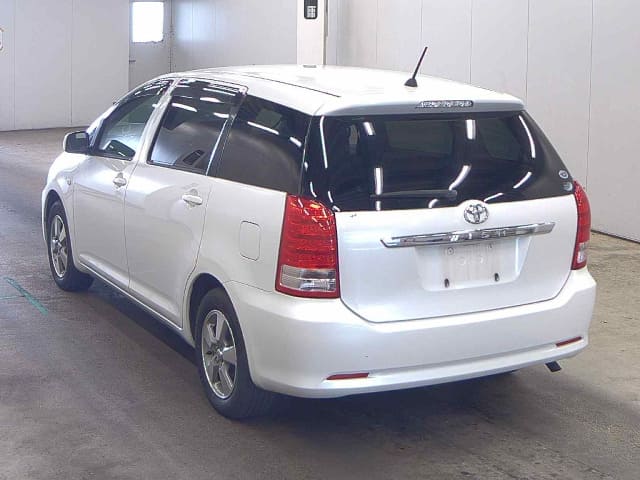 TOYOTA Wish thumbnail 6