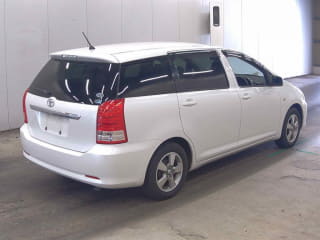 2005 TOYOTA Wish