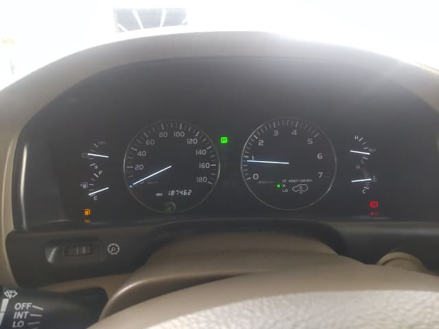 TOYOTA Land Cruiser thumbnail 5