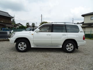 2002 TOYOTA Land Cruiser