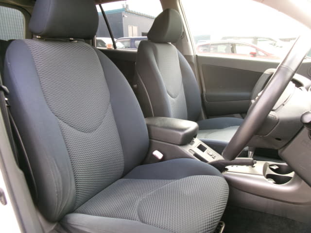 TOYOTA RAV4 thumbnail 25