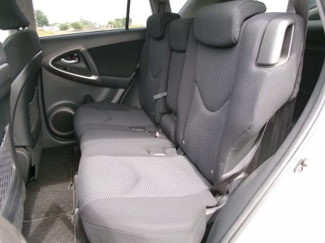 TOYOTA RAV4 thumbnail 27