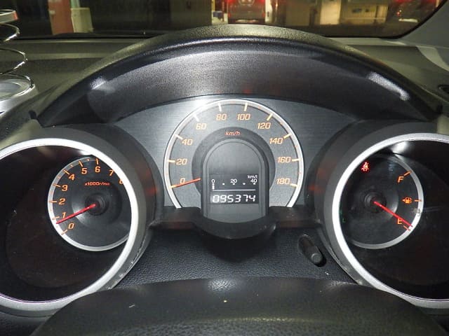 HONDA Fit thumbnail 6
