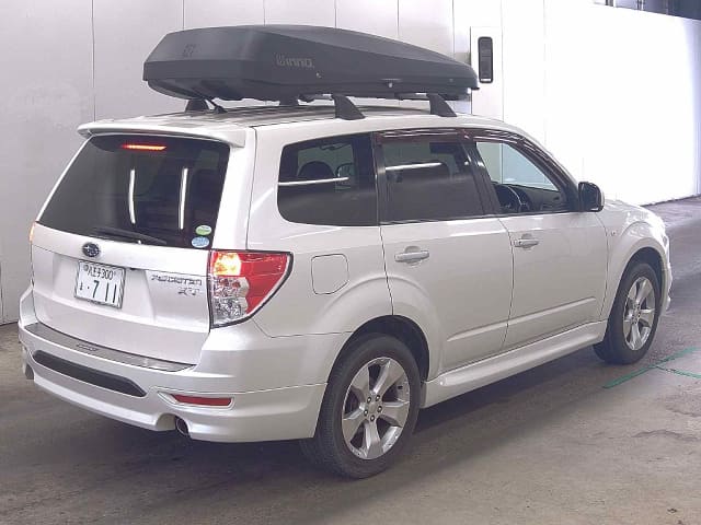 SUBARU Forester thumbnail 2