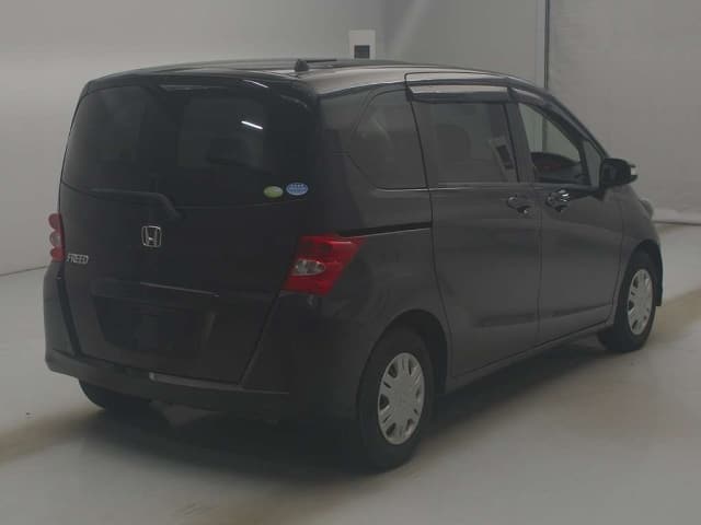 HONDA Freed thumbnail 2