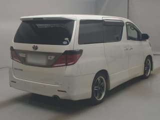 2011 TOYOTA Vellfire