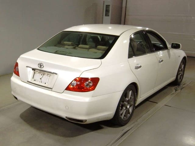 TOYOTA Mark X thumbnail 2