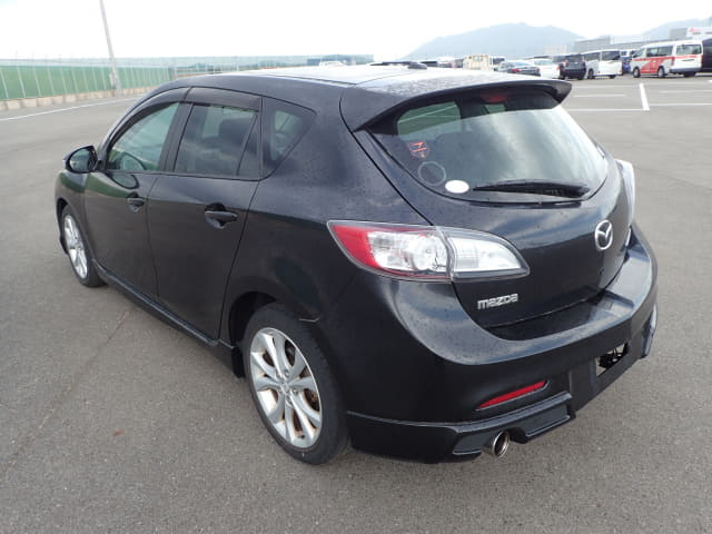 MAZDA Axela Sport thumbnail 3