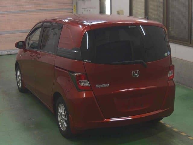 HONDA Freed Spike thumbnail 5