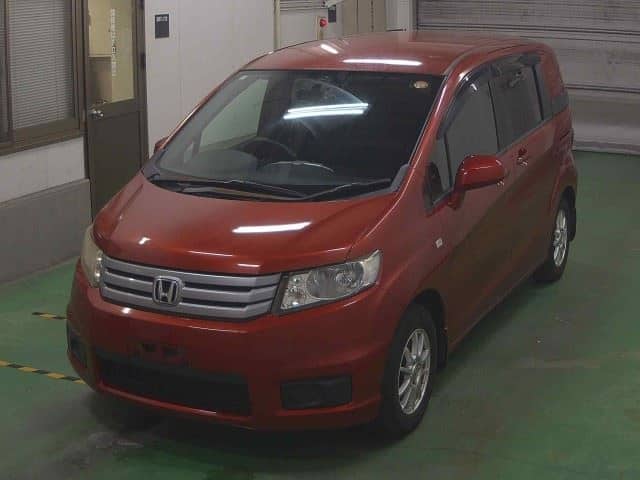 HONDA Freed Spike