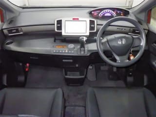 2011 HONDA Freed Spike