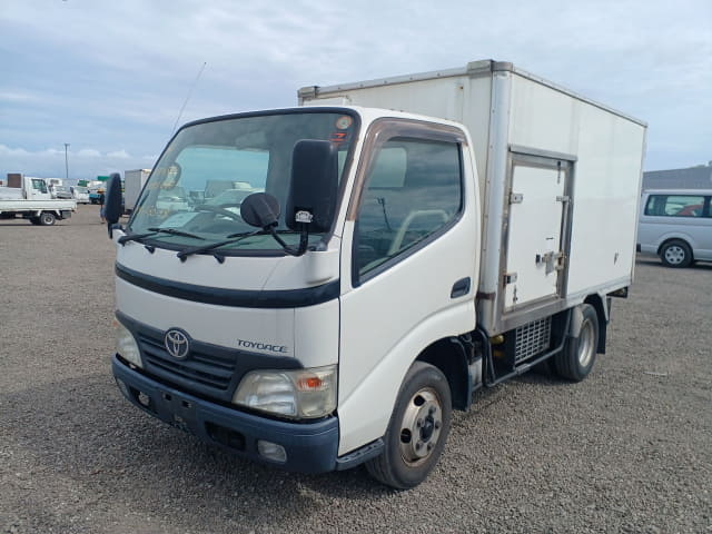 TOYOTA Toyoace,;
