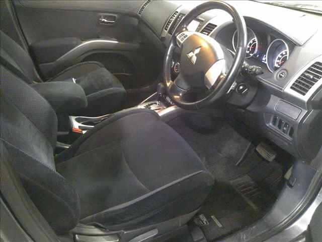 MITSUBISHI Outlander thumbnail 59