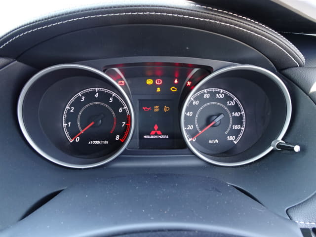 MITSUBISHI Outlander thumbnail 64