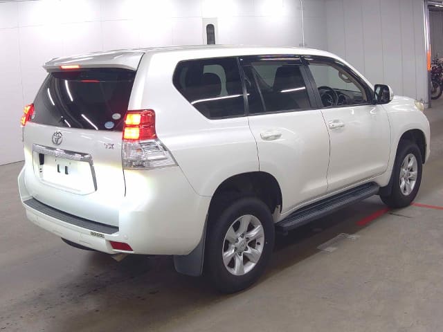 TOYOTA Land Cruiser Prado thumbnail 2