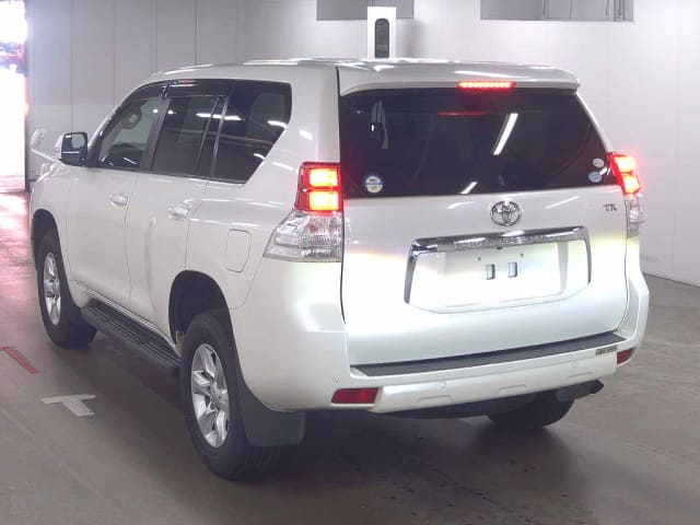 TOYOTA Land Cruiser Prado thumbnail 6