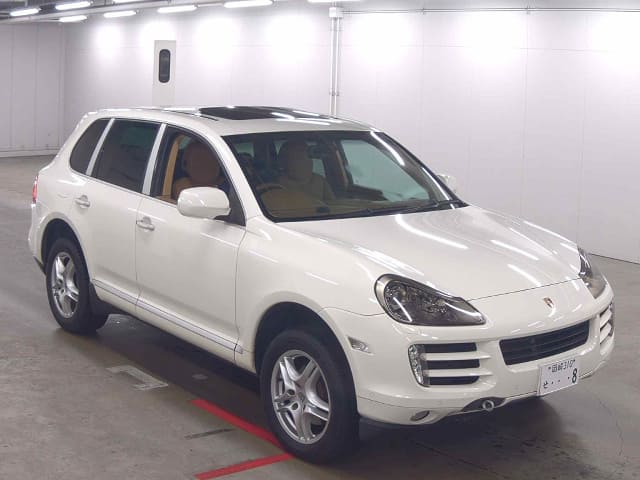 Porsche Cayenne thumbnail 6