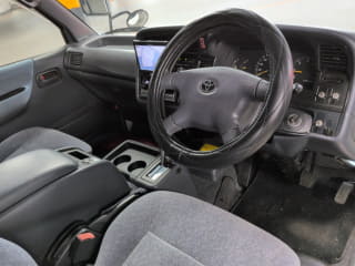 2002 TOYOTA Hiace Van