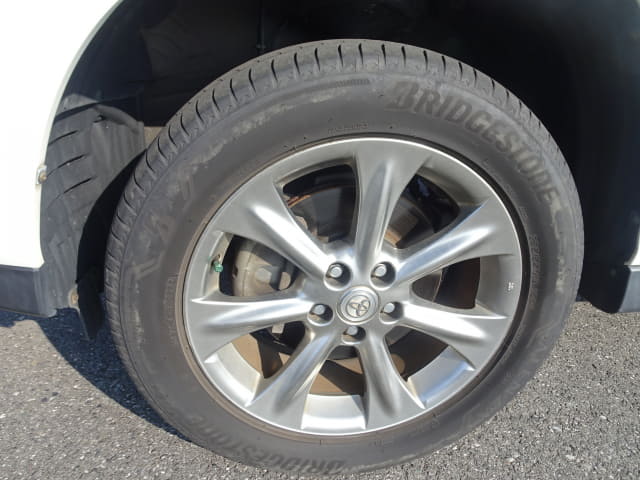 TOYOTA Harrier thumbnail 9