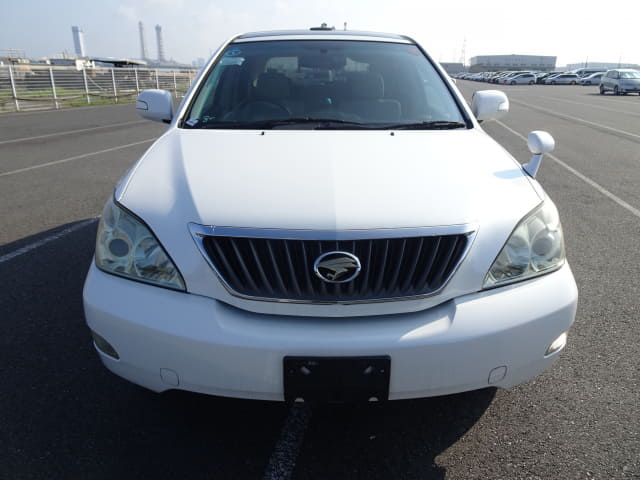TOYOTA Harrier thumbnail 8
