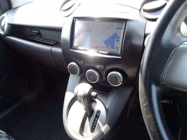 MAZDA Demio thumbnail 36
