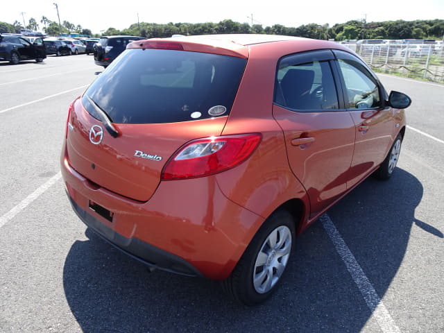 MAZDA Demio thumbnail 5
