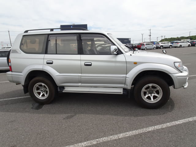 TOYOTA Land Cruiser Prado thumbnail 6